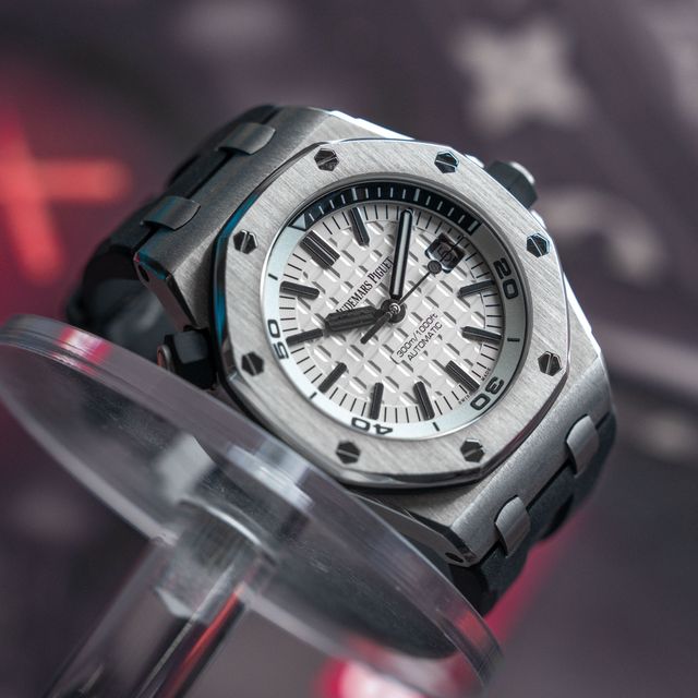 Audemars Piguet Royal Oak Offshore 15710ST.OO.A002CA.02 Image 6